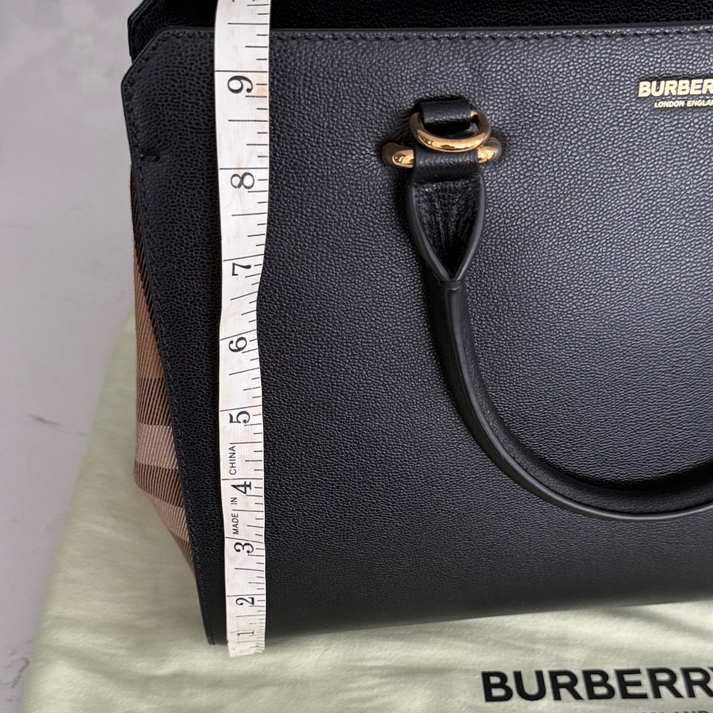 Burberry Banwell Check Bag Black - Picture 16 of 16